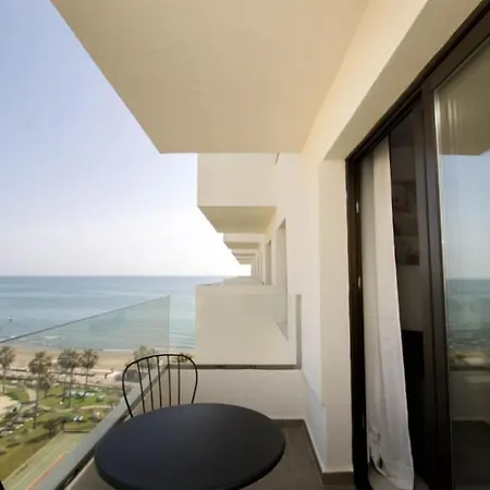 Ocean House Bloque 3 Planta 8 By Ivi Real Estate トレモリノス